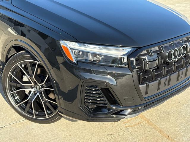 new 2025 Audi Q7 car, priced at $78,570