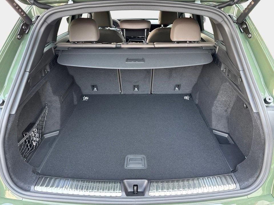 new 2025 Audi Q5 car, priced at $60,290