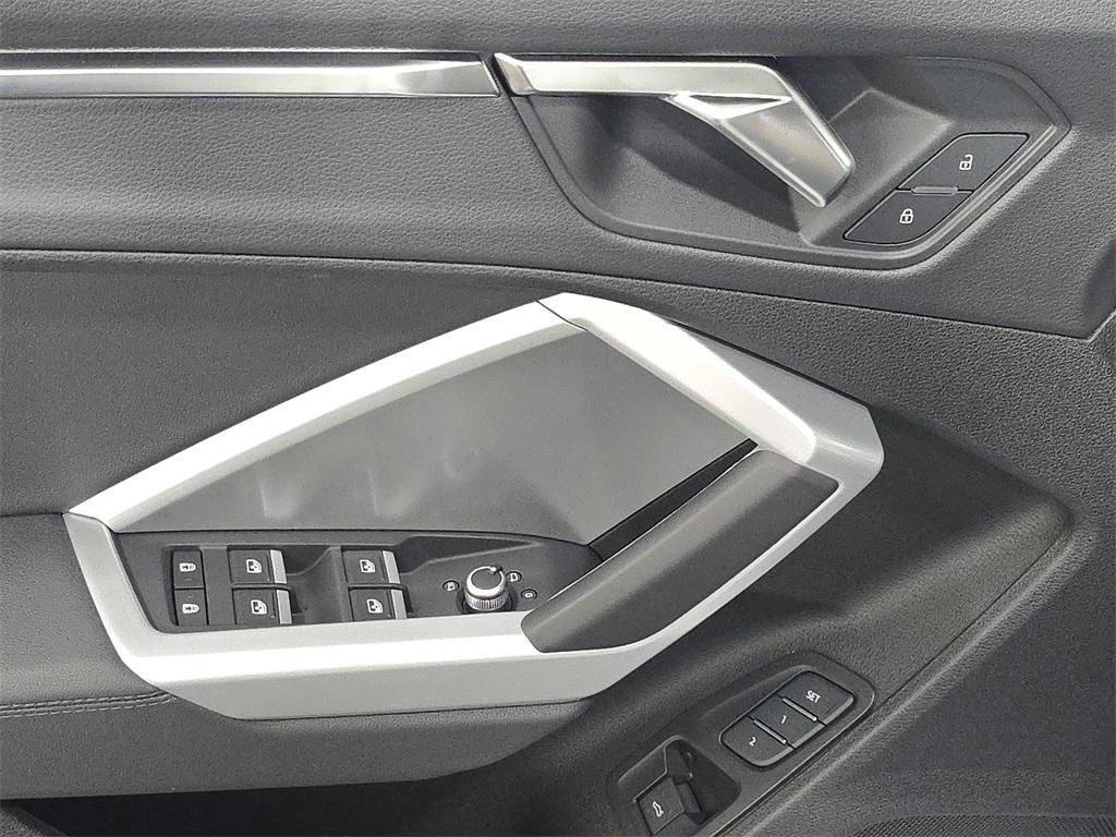 new 2025 Audi Q3 car, priced at $43,580