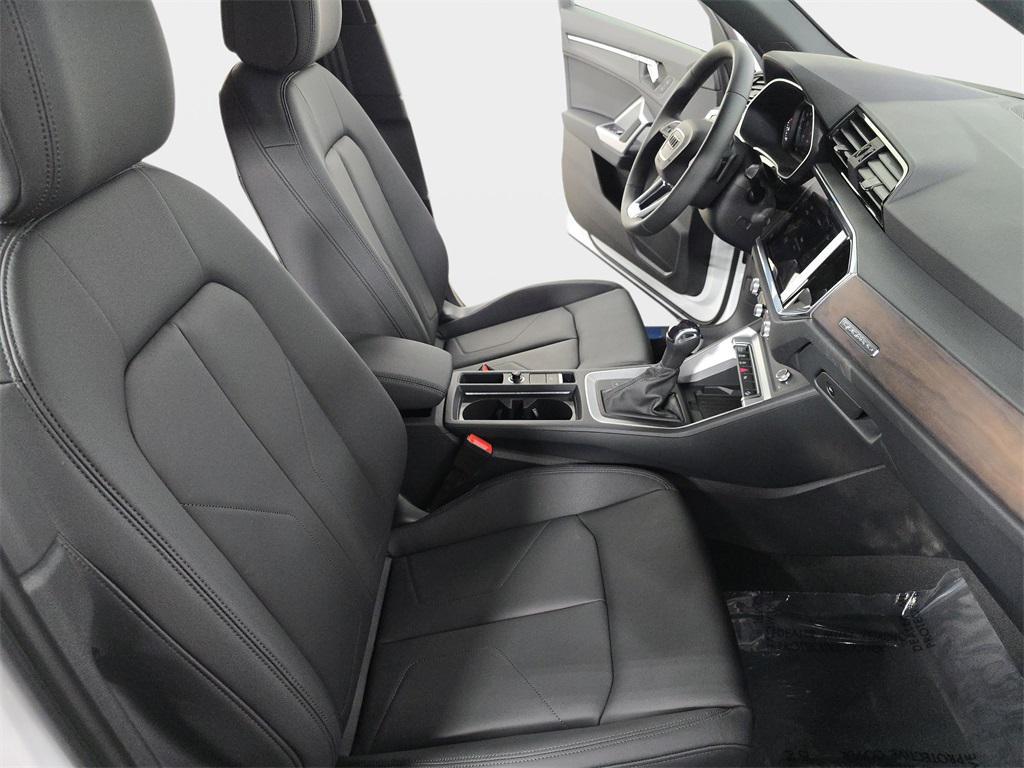 new 2025 Audi Q3 car, priced at $43,580