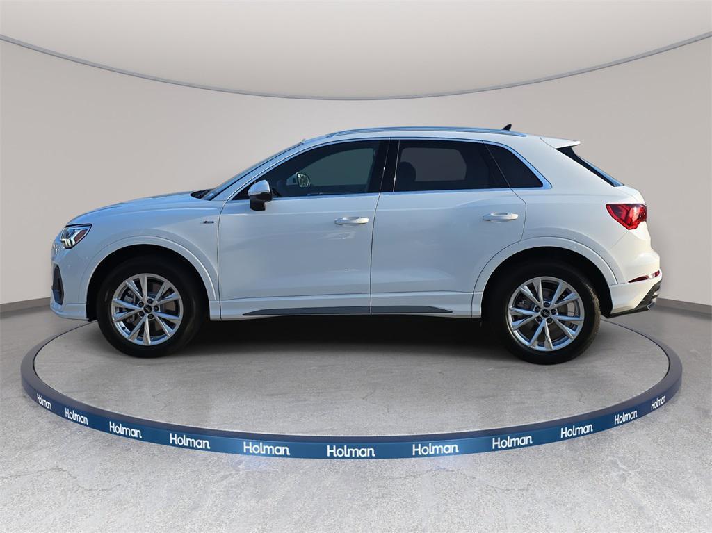 new 2025 Audi Q3 car, priced at $43,580