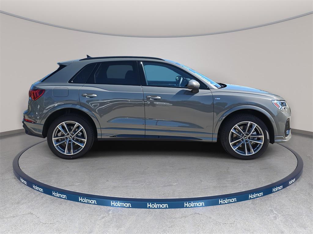 new 2025 Audi Q3 car, priced at $45,975