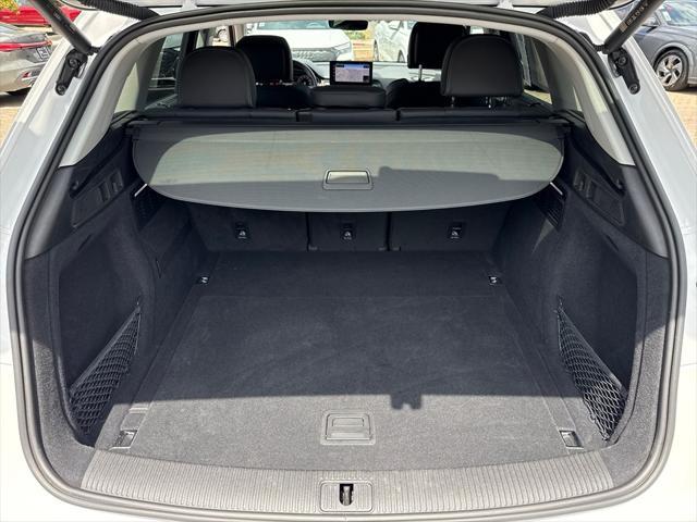 used 2022 Audi Q5 car, priced at $37,250