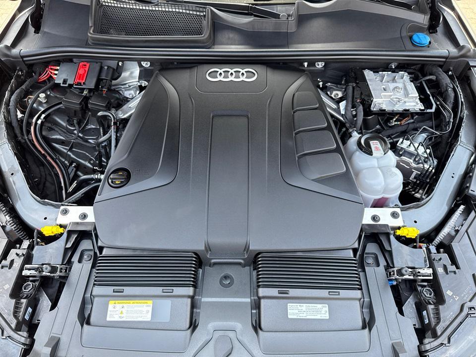 used 2025 Audi Q7 car, priced at $49,785