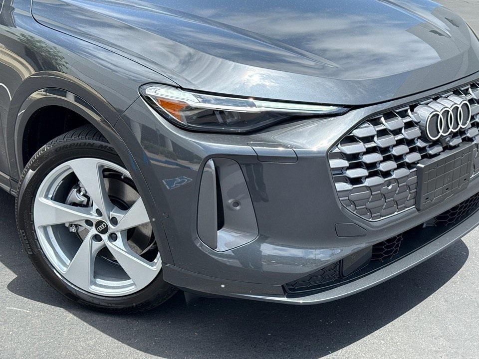 new 2025 Audi Q5 car, priced at $61,240