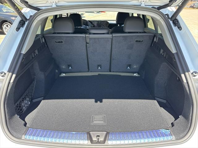 new 2025 Audi Q5 car, priced at $57,950