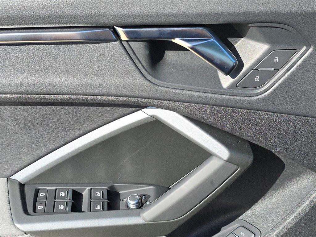new 2025 Audi Q3 car, priced at $45,975