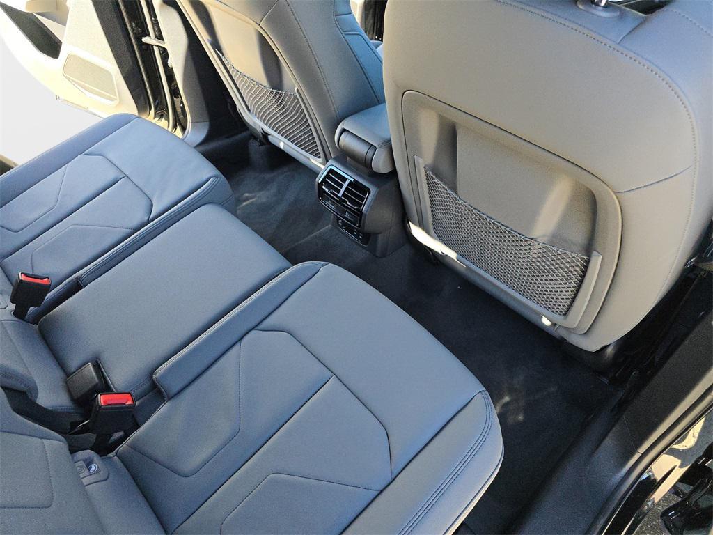 new 2025 Audi Q3 car, priced at $45,975