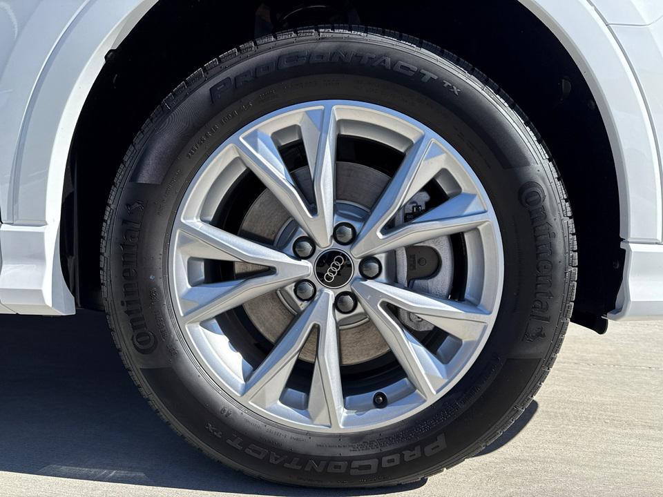 new 2025 Audi Q3 car, priced at $44,670