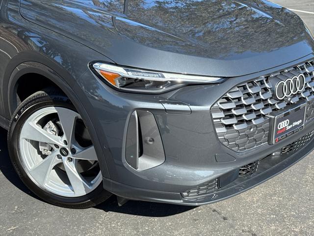 new 2025 Audi Q5 car, priced at $61,240