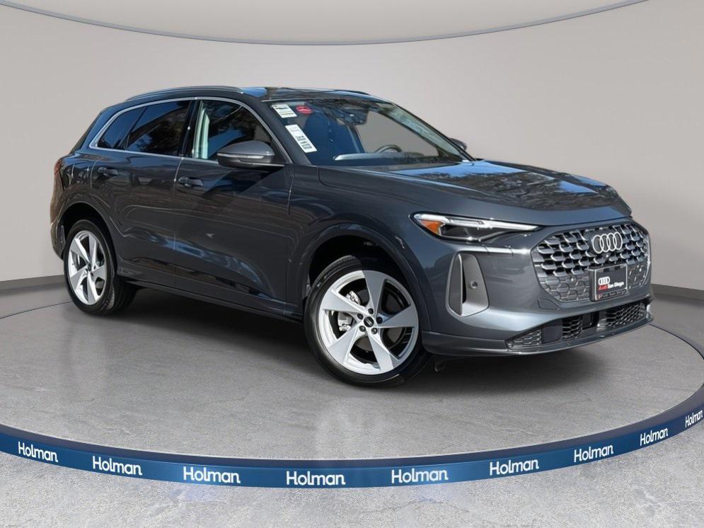 new 2025 Audi Q5 car, priced at $61,240