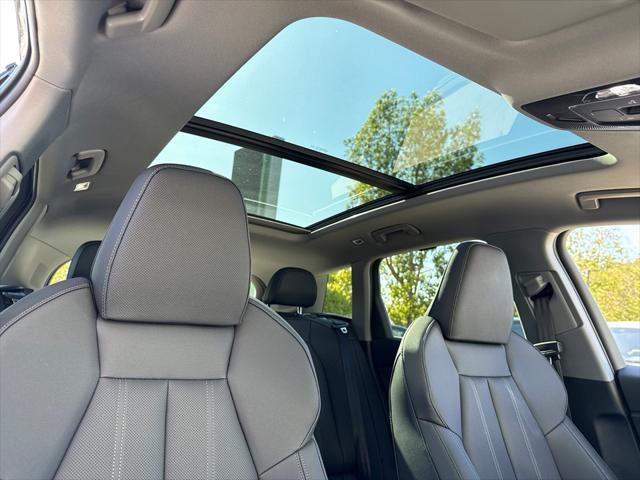 new 2025 Audi Q6 e-tron car, priced at $75,410