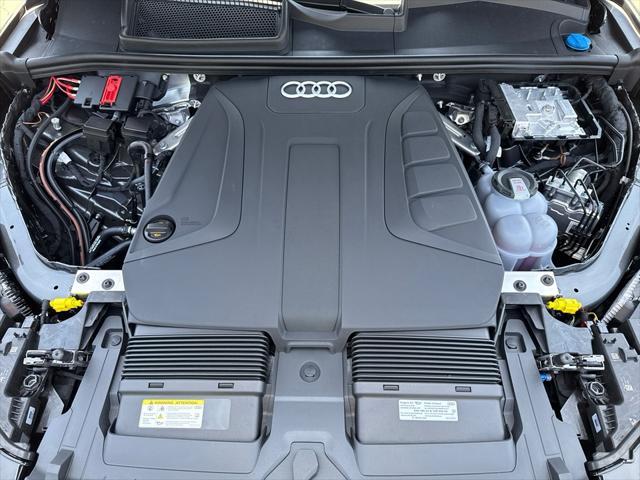 new 2025 Audi Q7 car, priced at $68,770