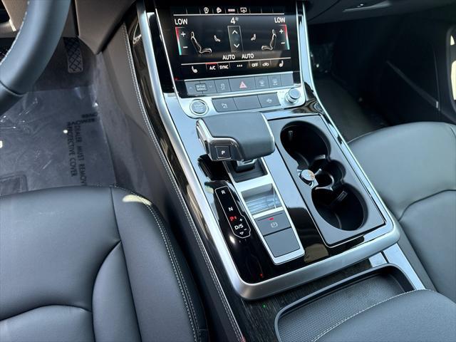 new 2025 Audi Q7 car, priced at $68,770