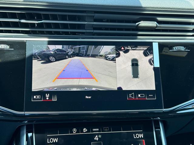 new 2025 Audi Q7 car, priced at $68,770