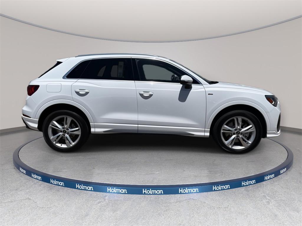 used 2024 Audi Q3 car, priced at $33,999