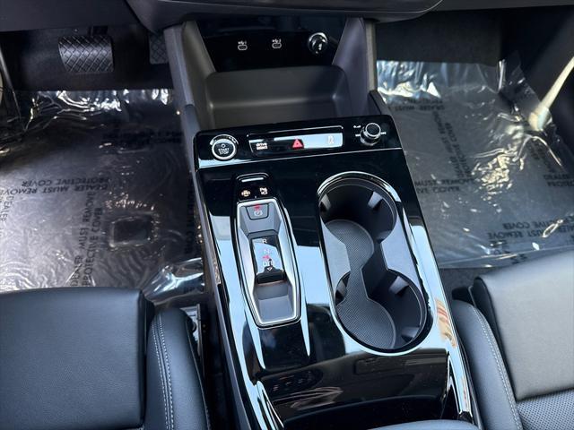 new 2025 Audi Q6 e-tron car, priced at $76,010