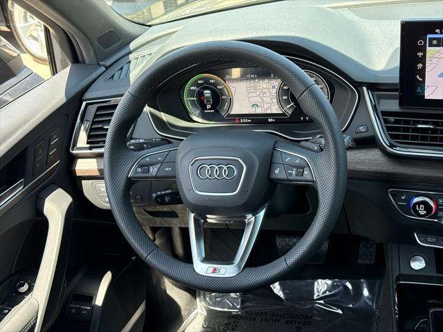new 2025 Audi Q5 car, priced at $69,385