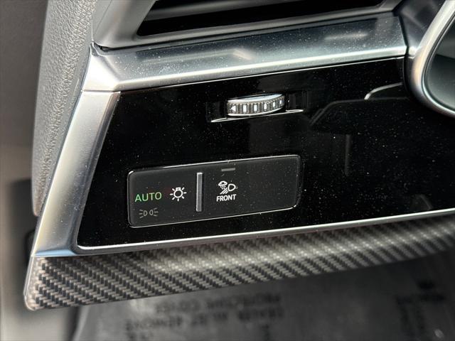 new 2025 Audi RS Q8 car, priced at $154,600