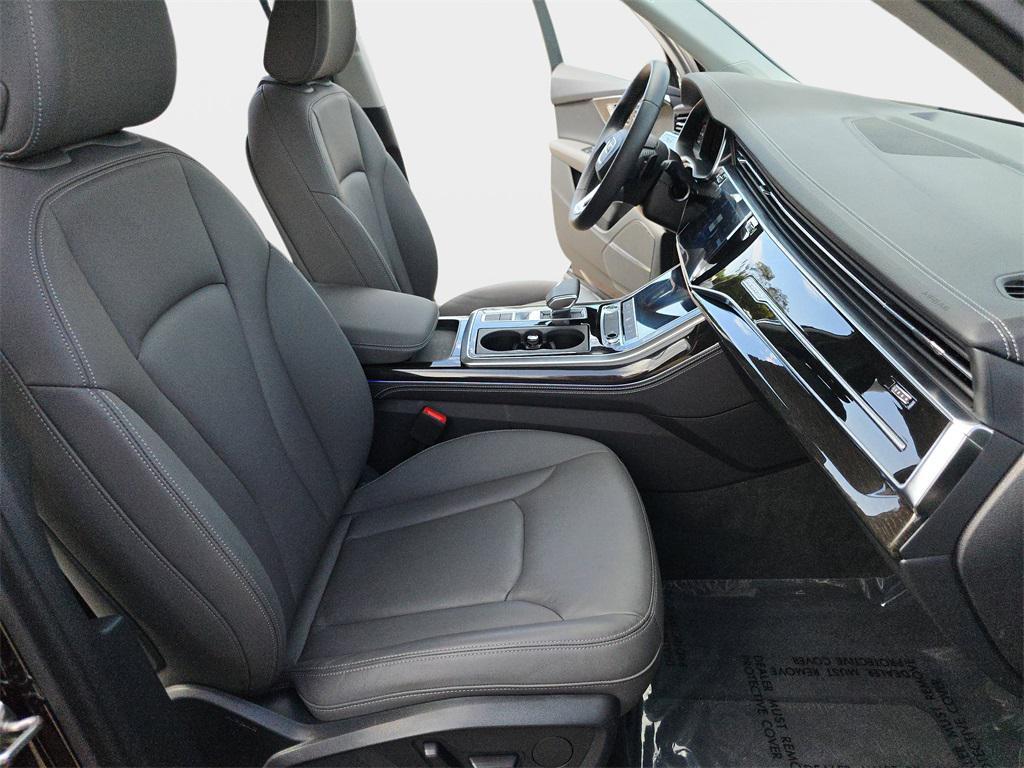 used 2025 Audi Q7 car, priced at $58,895