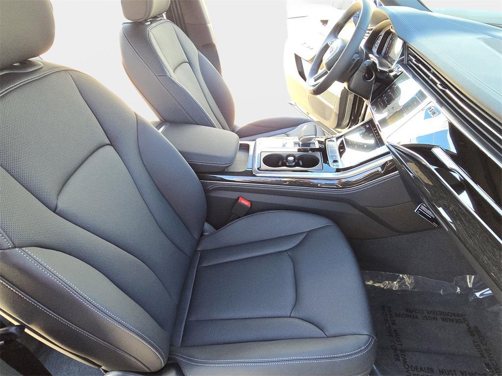 new 2025 Audi Q8 car, priced at $86,625
