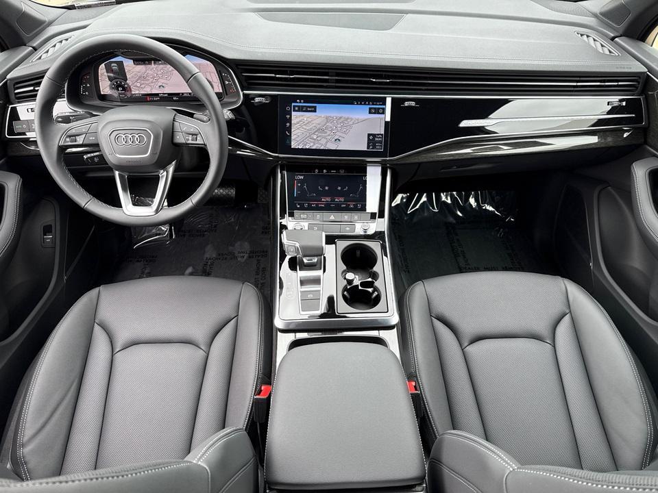 new 2025 Audi Q7 car, priced at $77,660