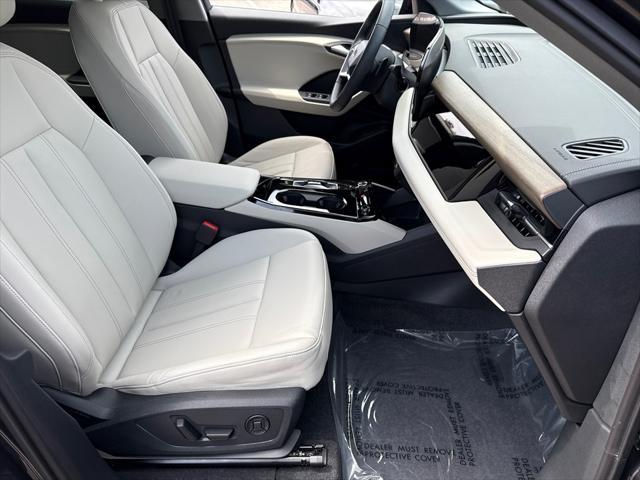 used 2025 Audi Q6 e-tron car, priced at $62,900