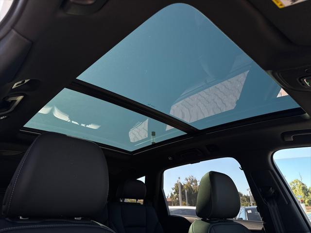 new 2025 Audi Q7 car, priced at $78,260