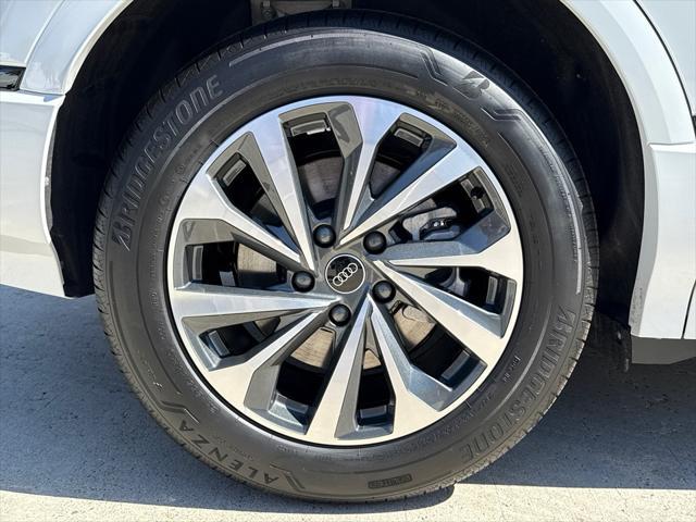 new 2025 Audi Q6 e-tron car, priced at $71,675