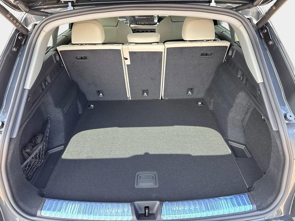 new 2025 Audi Q5 car, priced at $61,240