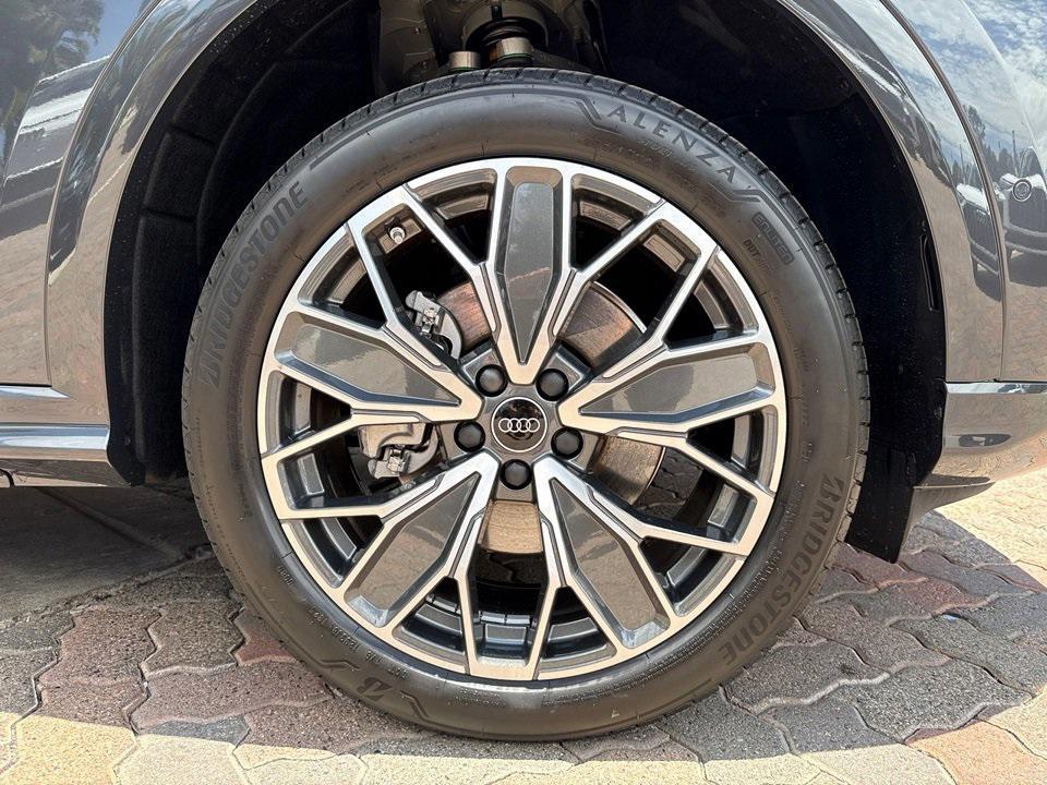 new 2025 Audi Q5 car, priced at $61,240