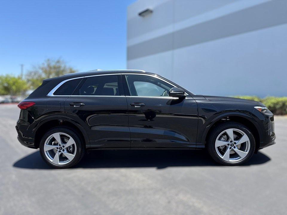 new 2025 Audi Q5 car, priced at $61,150