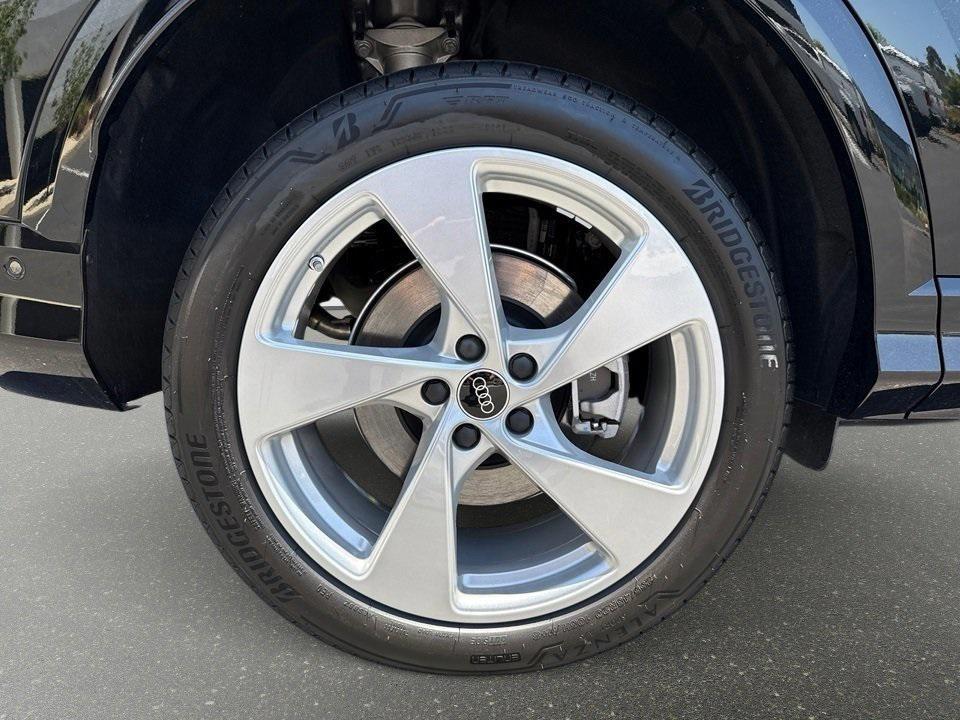 new 2025 Audi Q5 car, priced at $61,150
