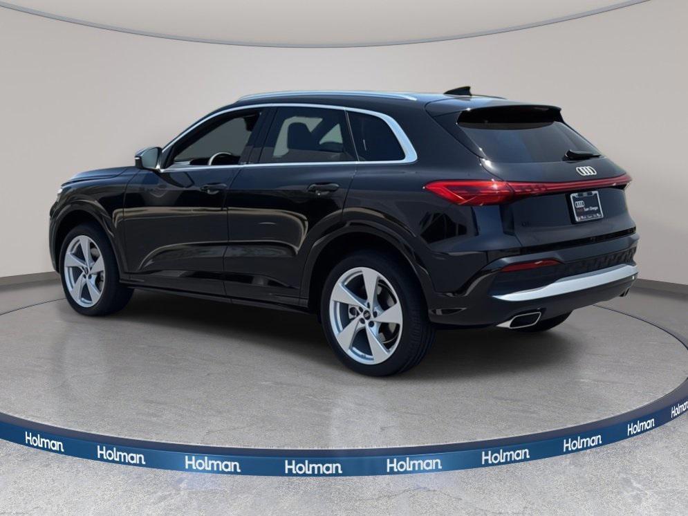 new 2025 Audi Q5 car, priced at $61,150