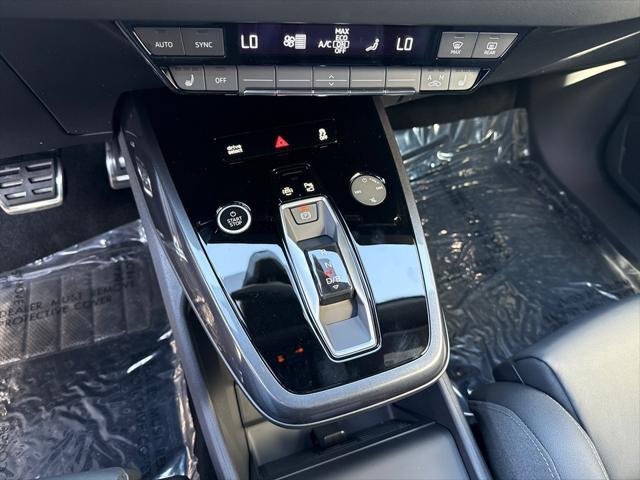 new 2025 Audi Q4 e-tron Sportback car, priced at $66,325