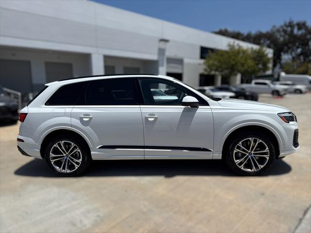 new 2025 Audi Q7 car, priced at $65,225