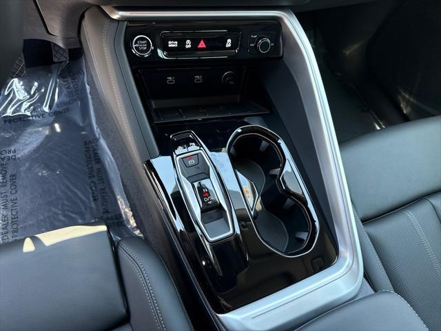new 2025 Audi Q5 car, priced at $60,960