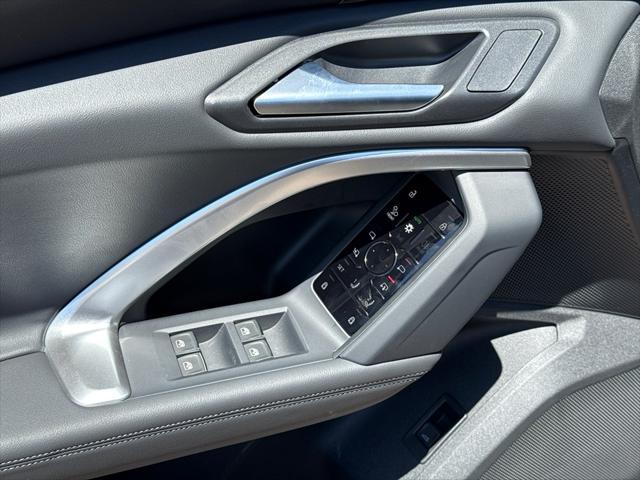 new 2025 Audi Q5 car, priced at $60,960