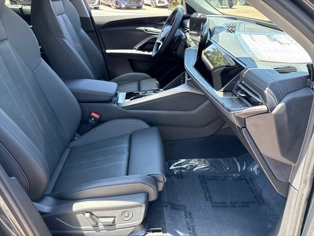 new 2025 Audi Q5 car, priced at $60,960