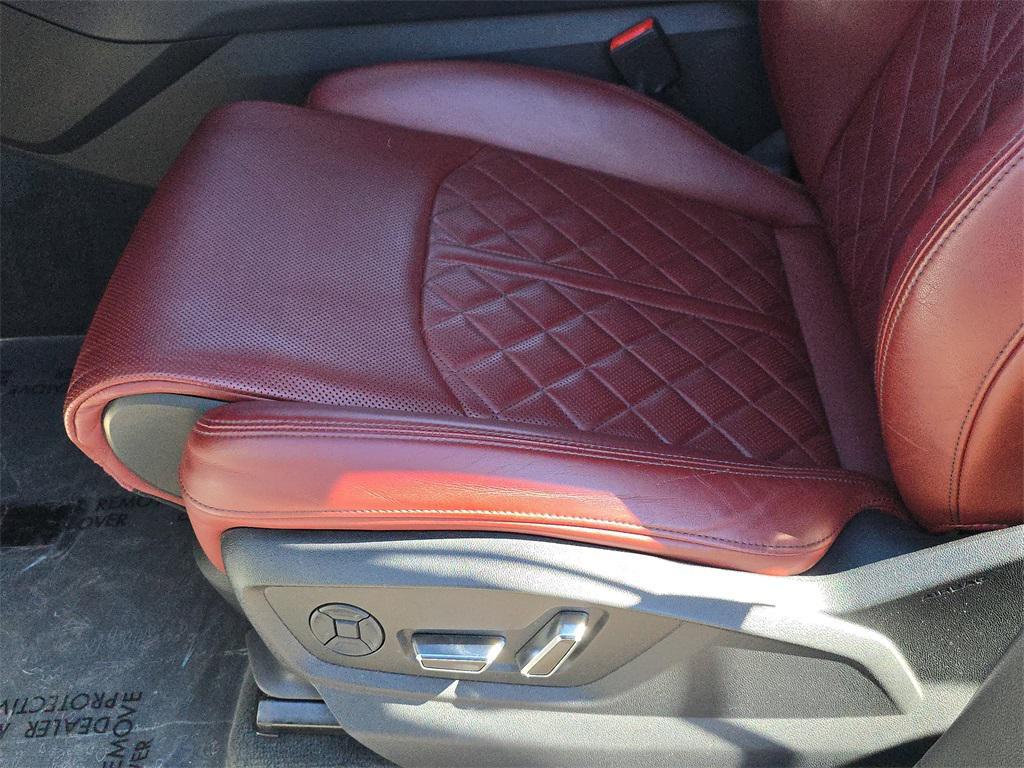 used 2022 Audi SQ7 car, priced at $50,845