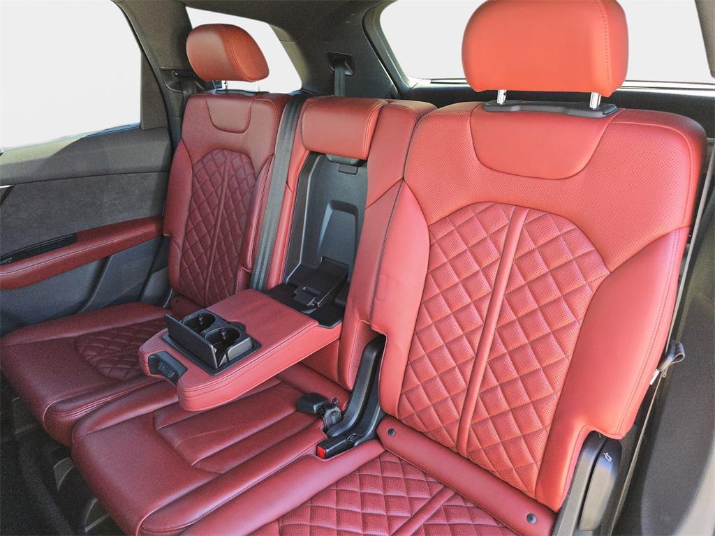 used 2022 Audi SQ7 car, priced at $50,845