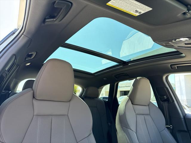 new 2025 Audi Q5 car, priced at $61,150