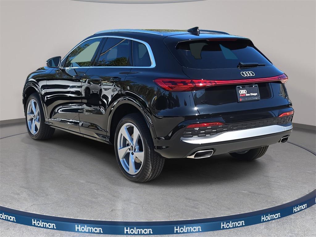 new 2025 Audi Q5 car, priced at $61,240