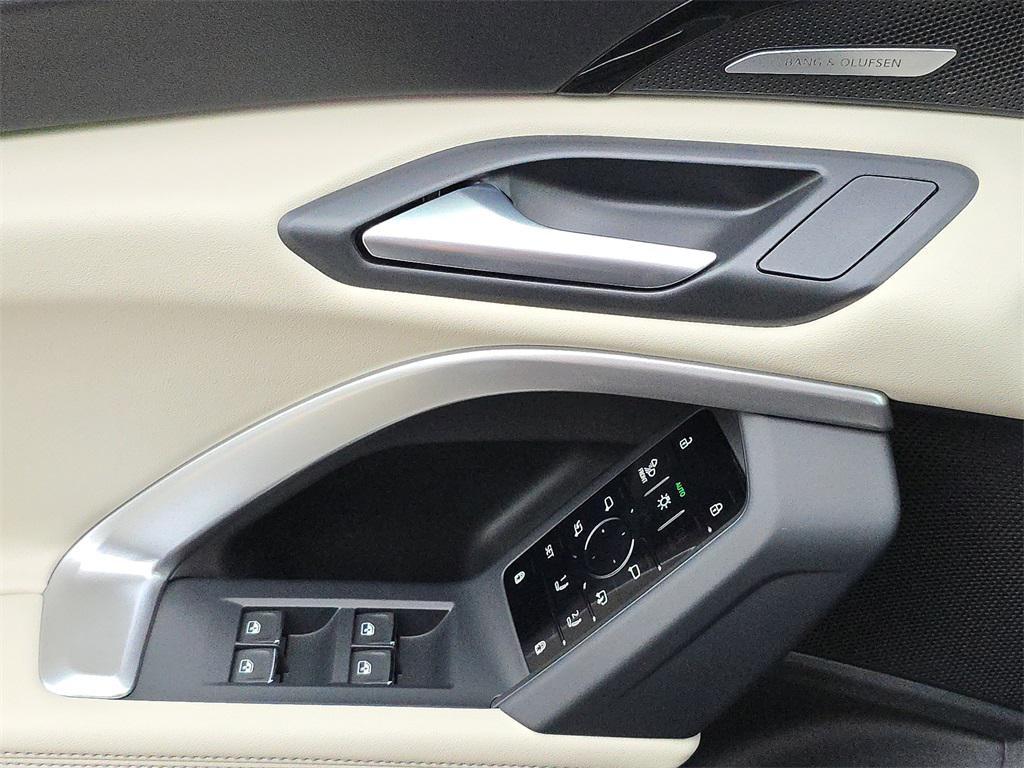 new 2025 Audi Q5 car, priced at $60,290