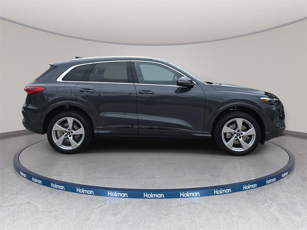 new 2025 Audi Q5 car, priced at $60,290