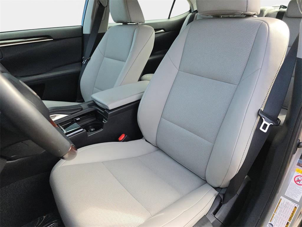 used 2017 Lexus ES 350 car, priced at $24,595