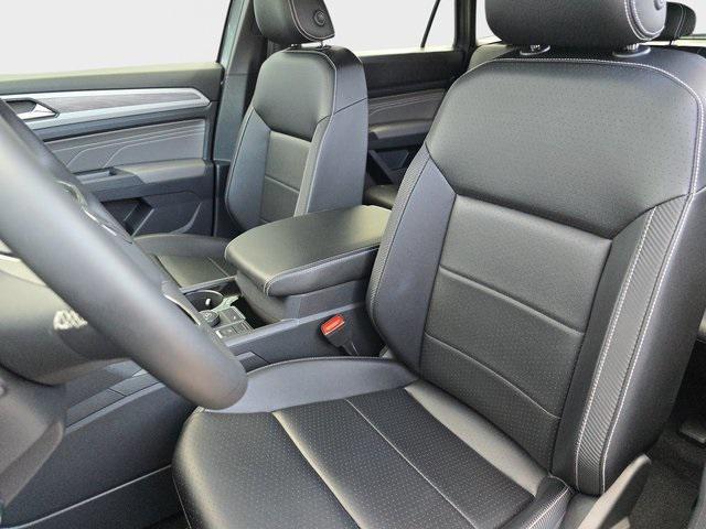 used 2022 Volkswagen Atlas Cross Sport car, priced at $26,495