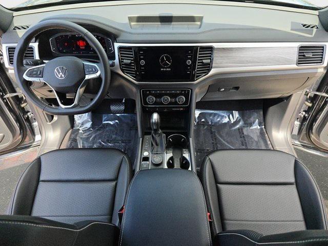 used 2022 Volkswagen Atlas Cross Sport car, priced at $26,495