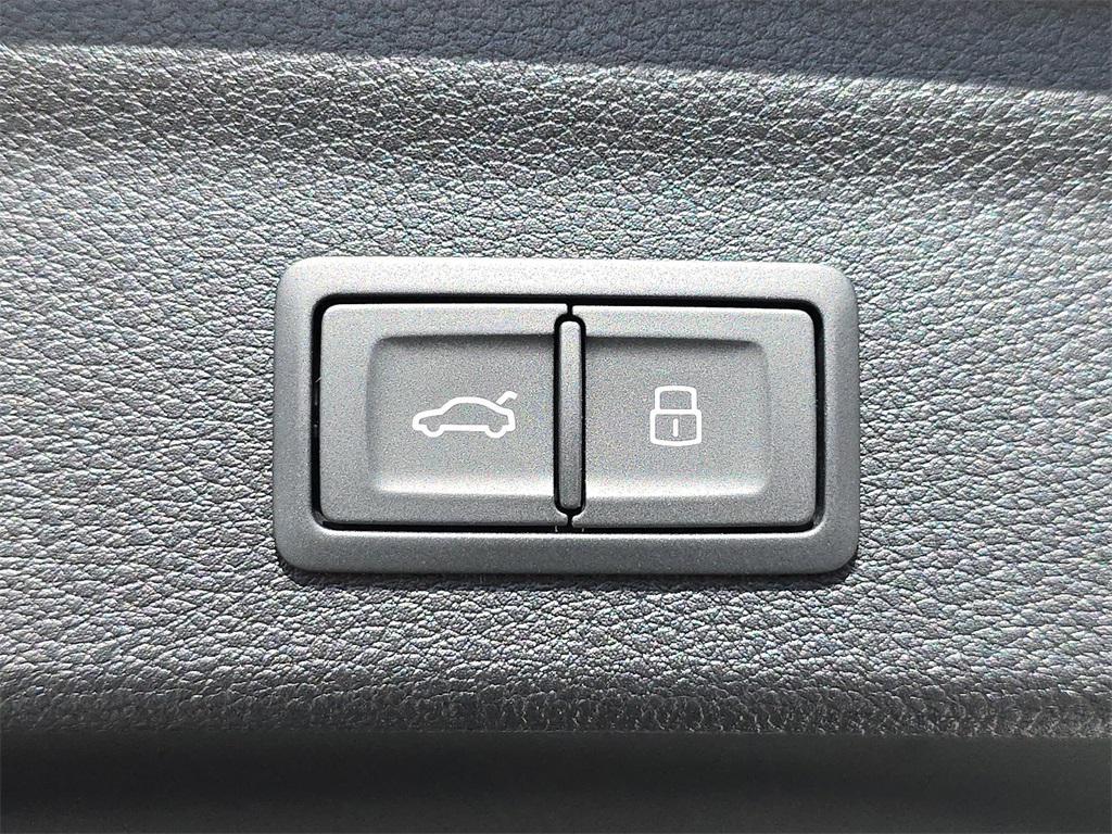 new 2025 Audi Q3 car, priced at $43,385