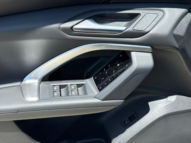 new 2025 Audi Q5 car, priced at $57,950